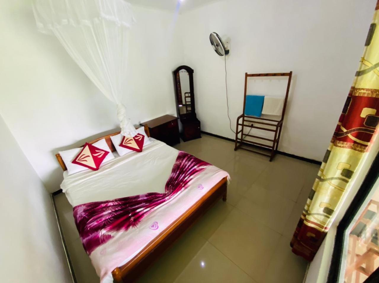Nice View Guest House & Restaurant เอลลา ภายนอก รูปภาพ