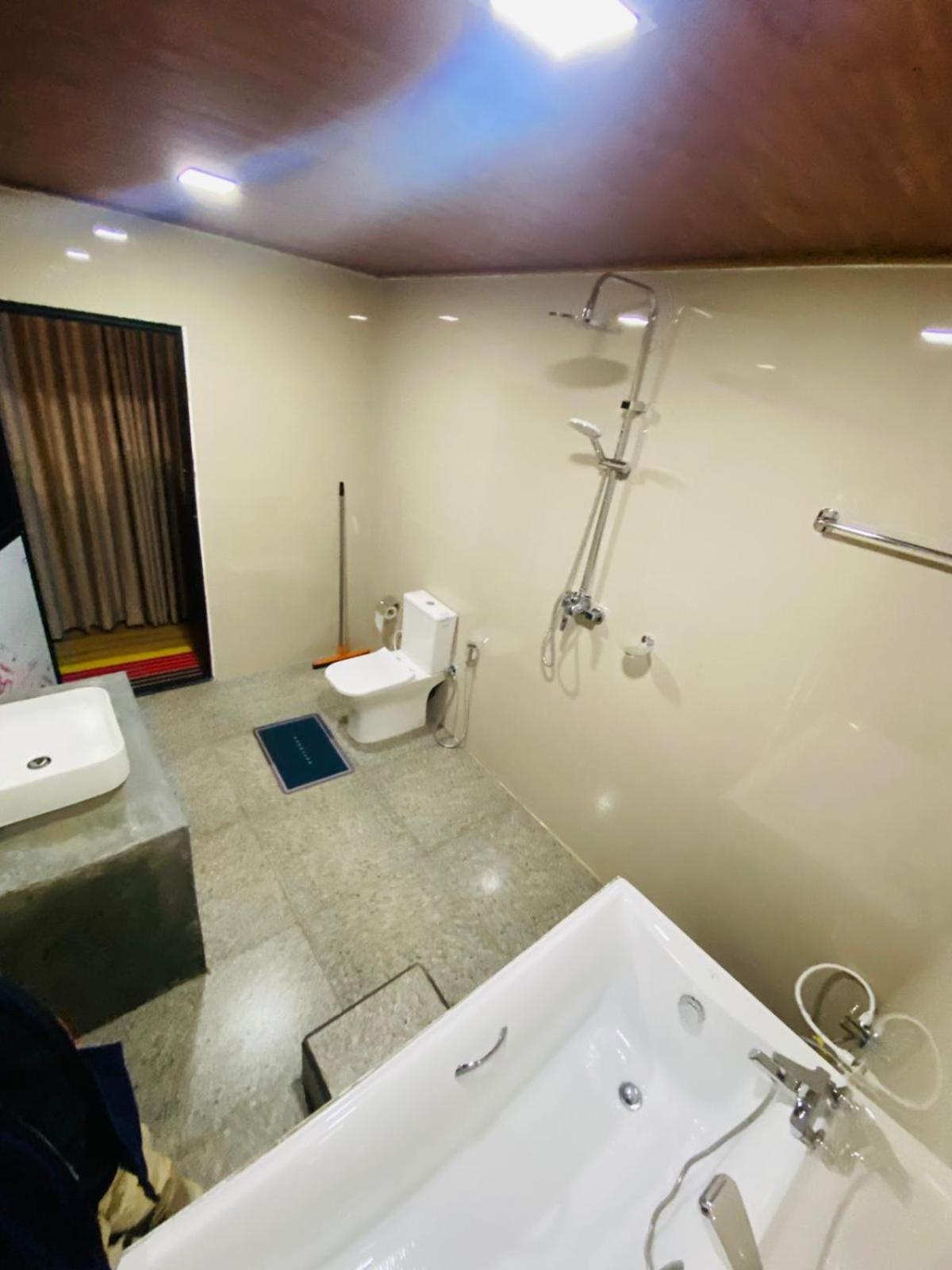Nice View Guest House & Restaurant เอลลา ภายนอก รูปภาพ